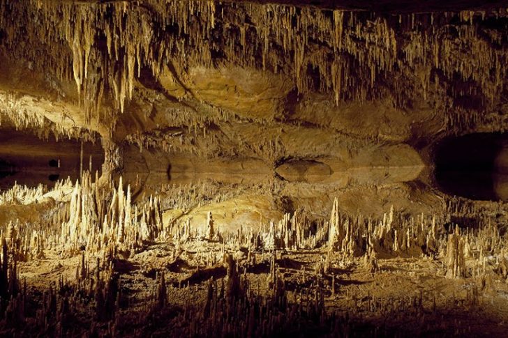 stalactites.jpg